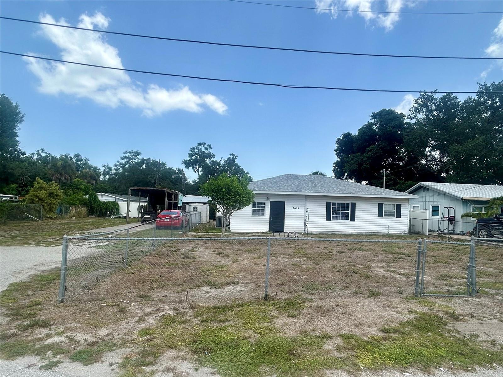 ORANGE GROVE PARK SEC 10 TOWNSHIP 35S RANGE 17E - Residential