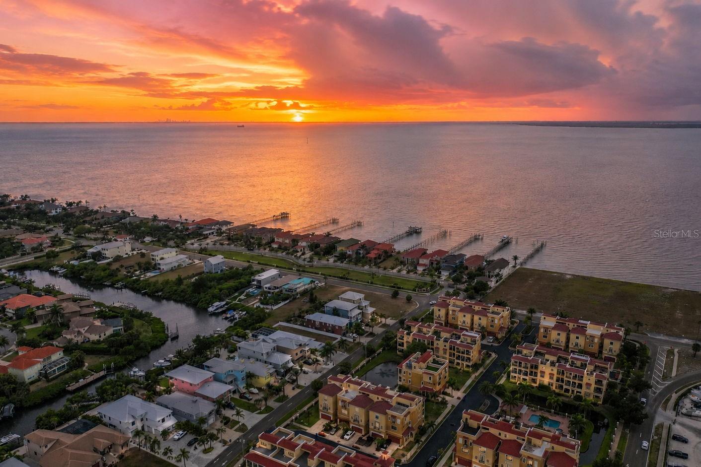APOLLO KEY VILLAGE - Residential