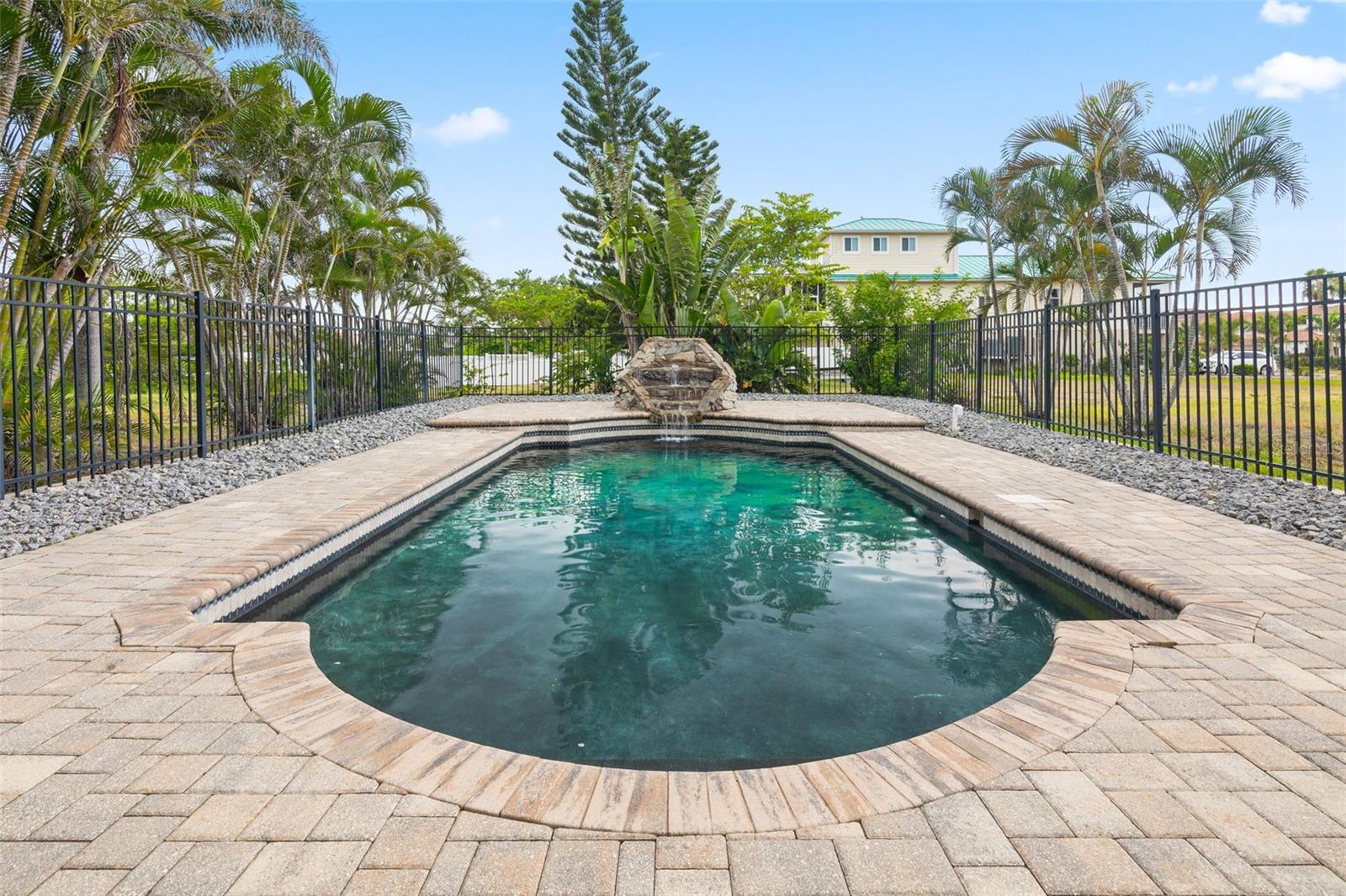 APOLLO KEY VILLAGE - Residential