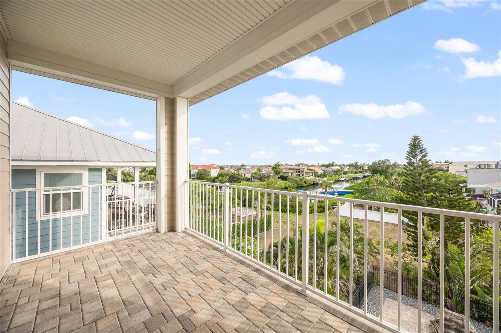 APOLLO KEY VILLAGE - Residential