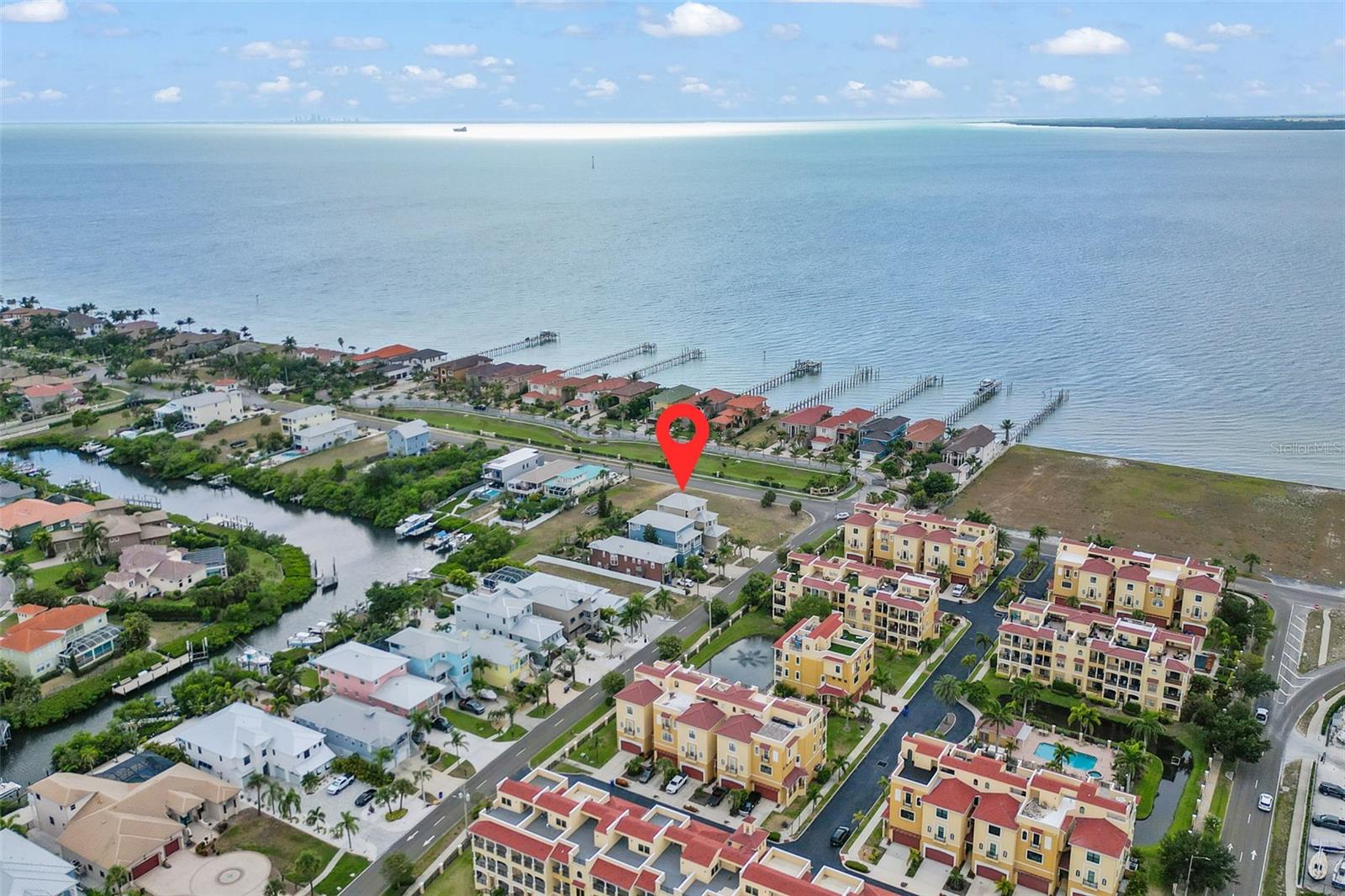 APOLLO KEY VILLAGE - Residential