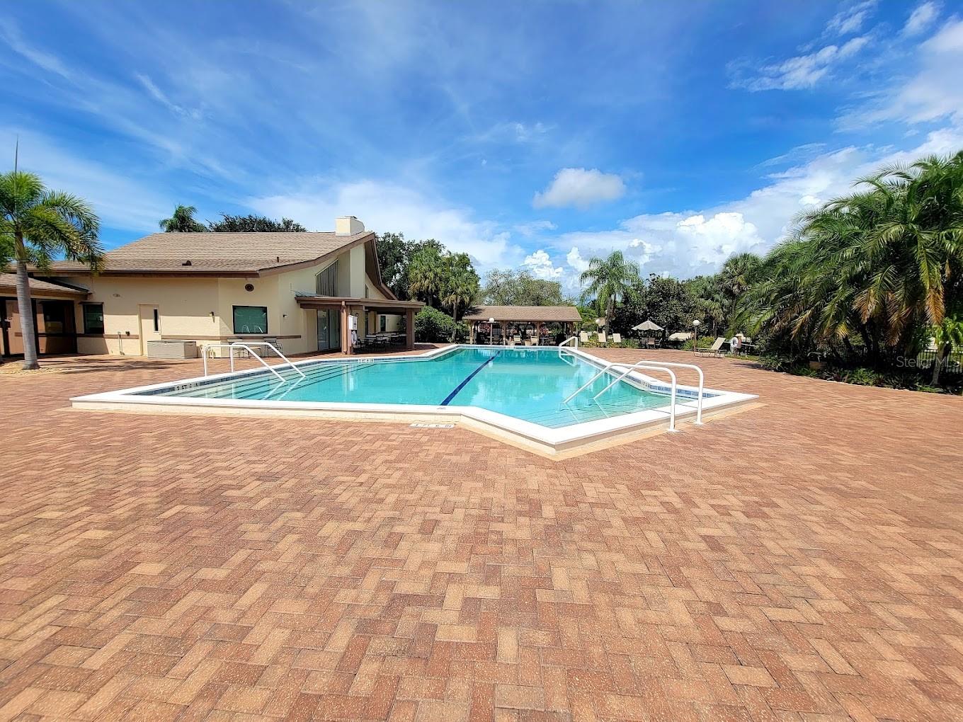 FOXWOOD - Residential
