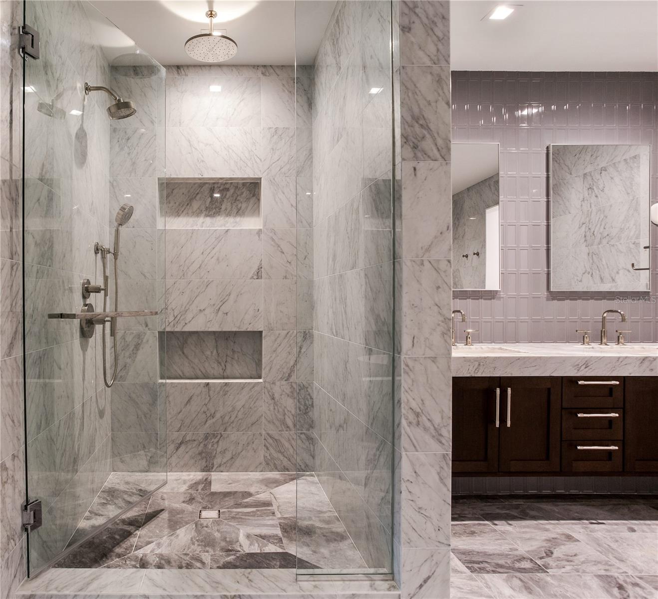 BAYSHORE YSABELLA CONDOMINIUM - Residential