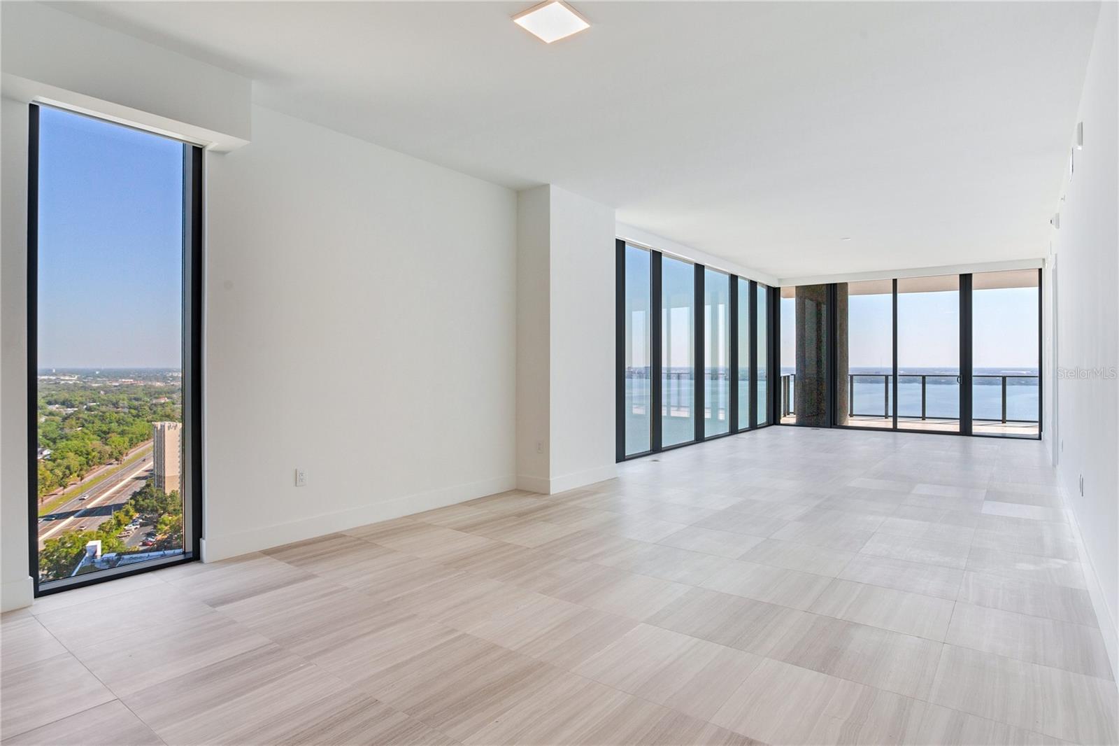 BAYSHORE YSABELLA CONDOMINIUM - Residential