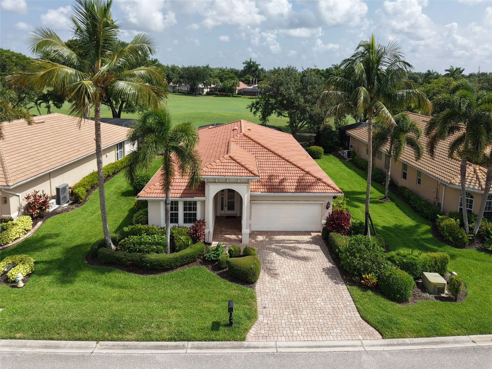 PALMIRA GOLF & COUNTRY CLUB - Residential