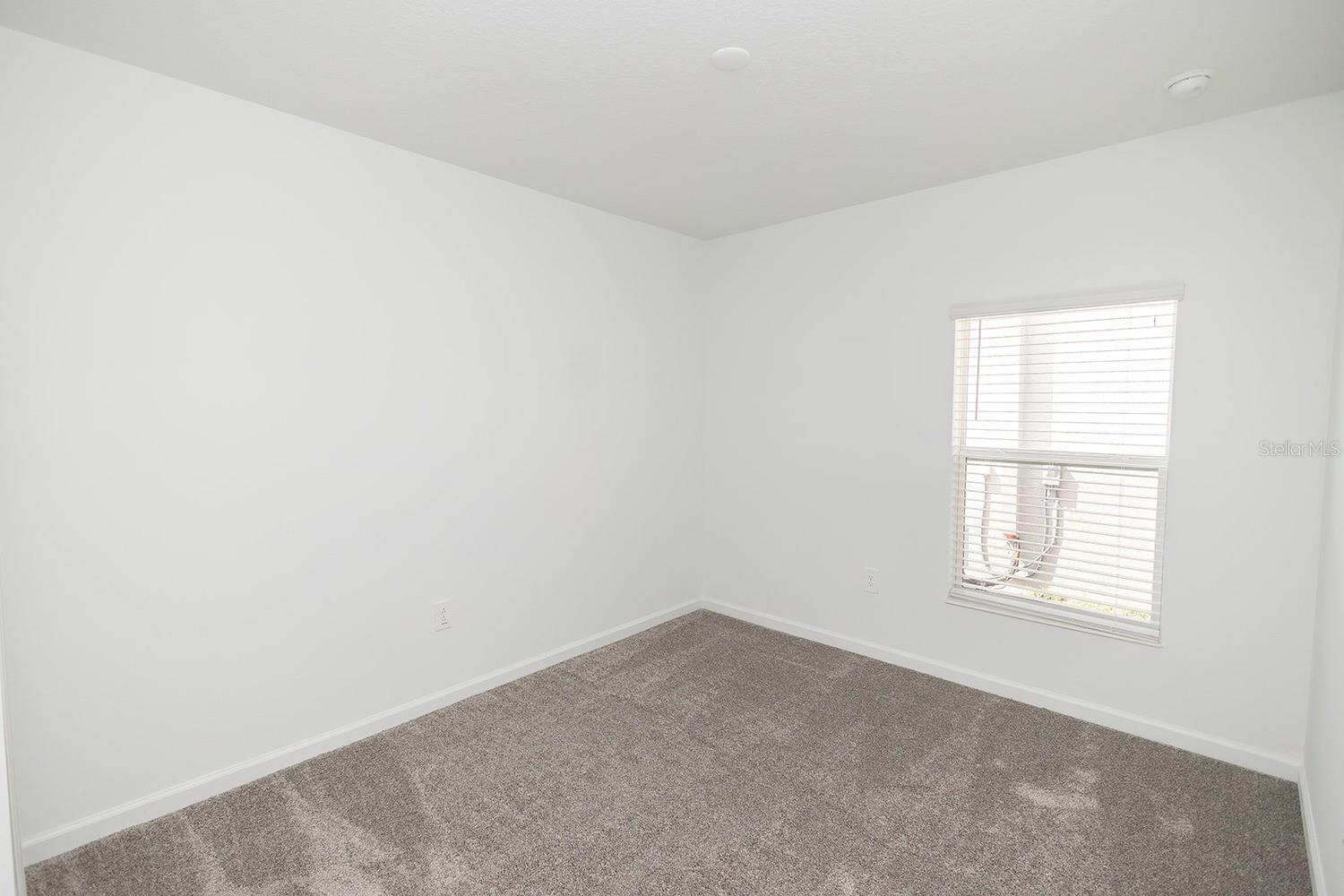 CASCADES PH 1A & 1B - Residential Lease
