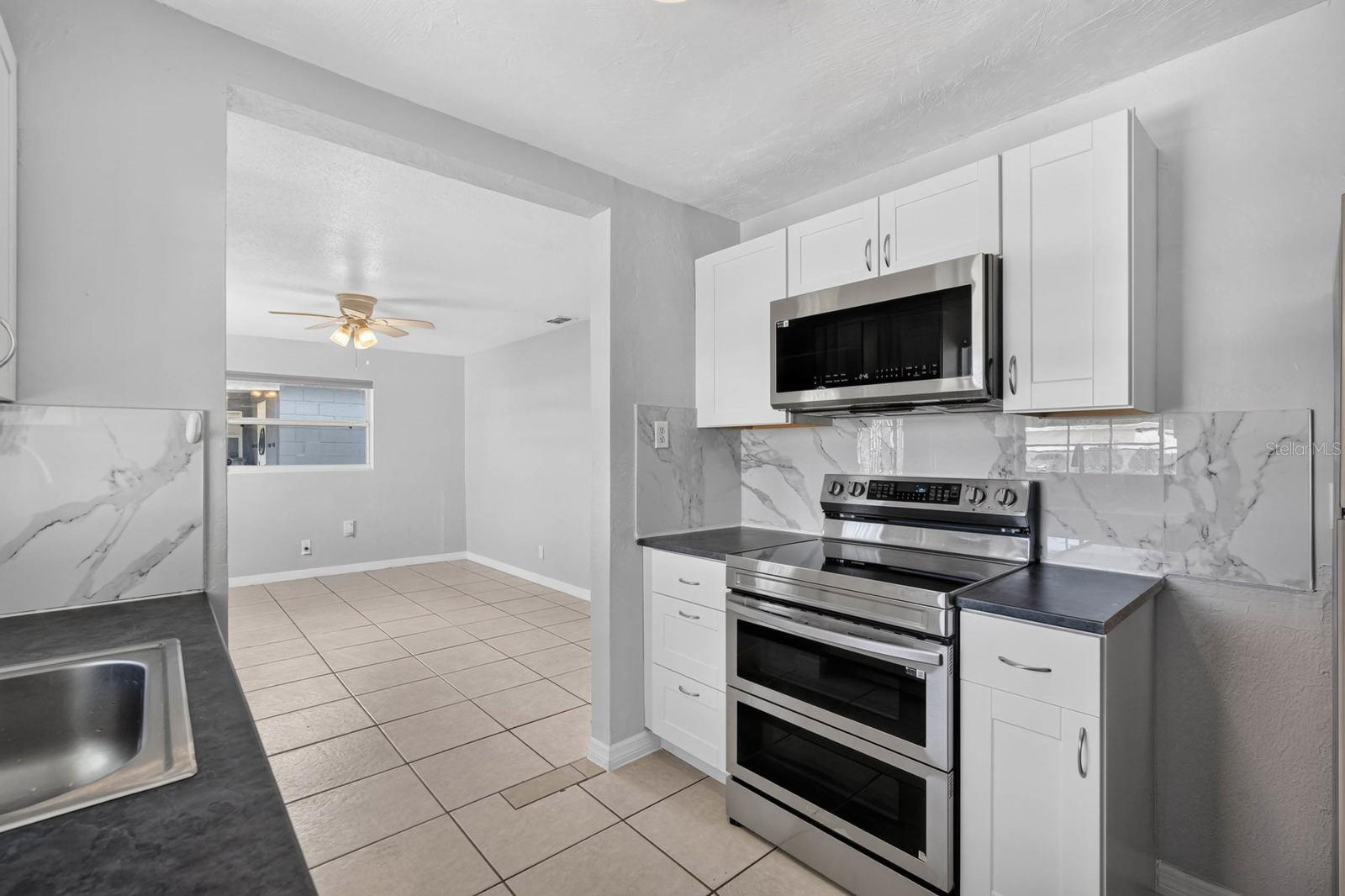 KENSINGTON GARDENS DAYTONA - Residential