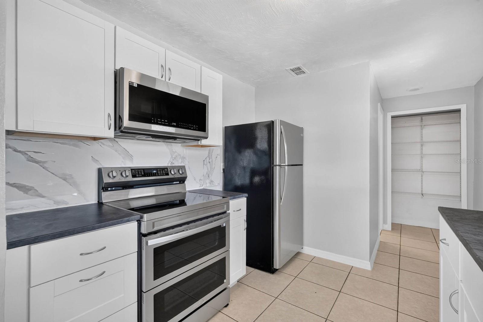 KENSINGTON GARDENS DAYTONA - Residential