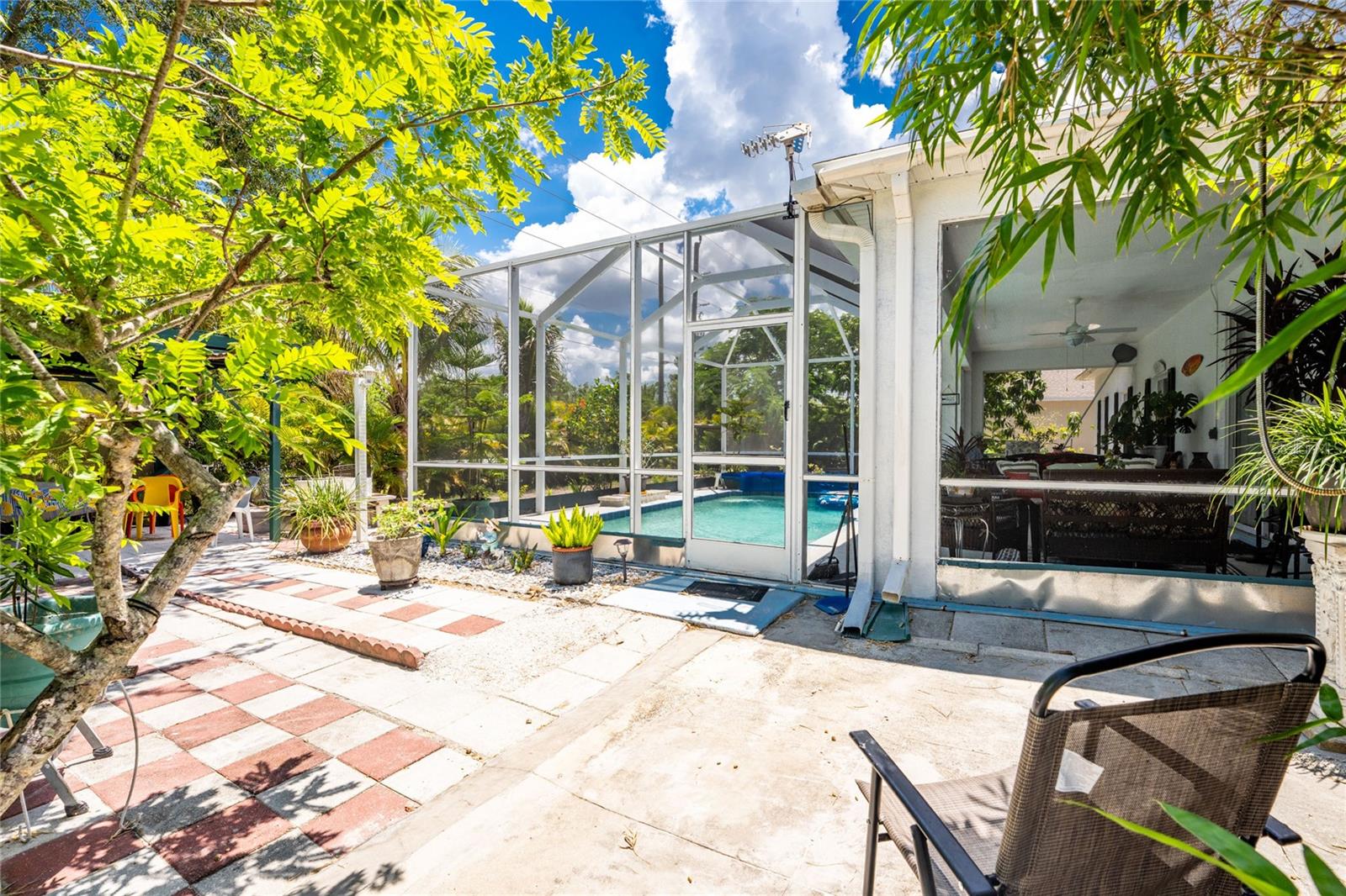PUNTA GORDA ISLES SEC 16 - Residential