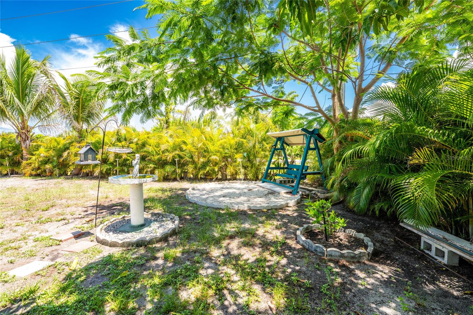 PUNTA GORDA ISLES SEC 16 - Residential