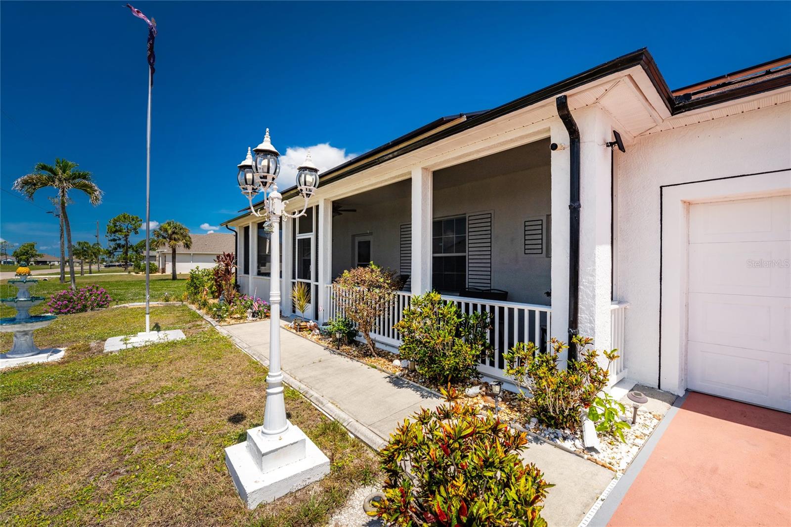 PUNTA GORDA ISLES SEC 16 - Residential