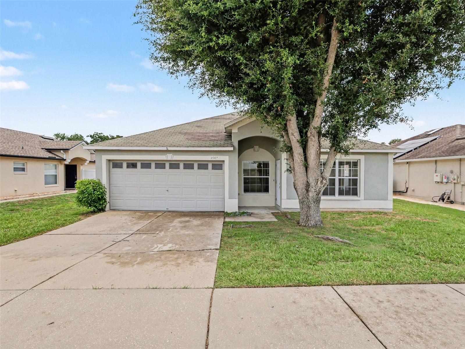 Move-in ready 3-bedroom, 2-bathroom home in the desirable Crestview Hills neighborhood. This home features an inviting open floor plan that effortlessly connects the main living spaces, offering a bright and seamless flow throughout. The kitchen provides a highly functional layout, complete with durable granite countertops perfectly suited for daily living and meal preparation. Ideally located, this property offers easy access to Highway 301, ensuring a convenient commute and quick proximity to a variety of local shopping and dining options. Schedule your private showing today!