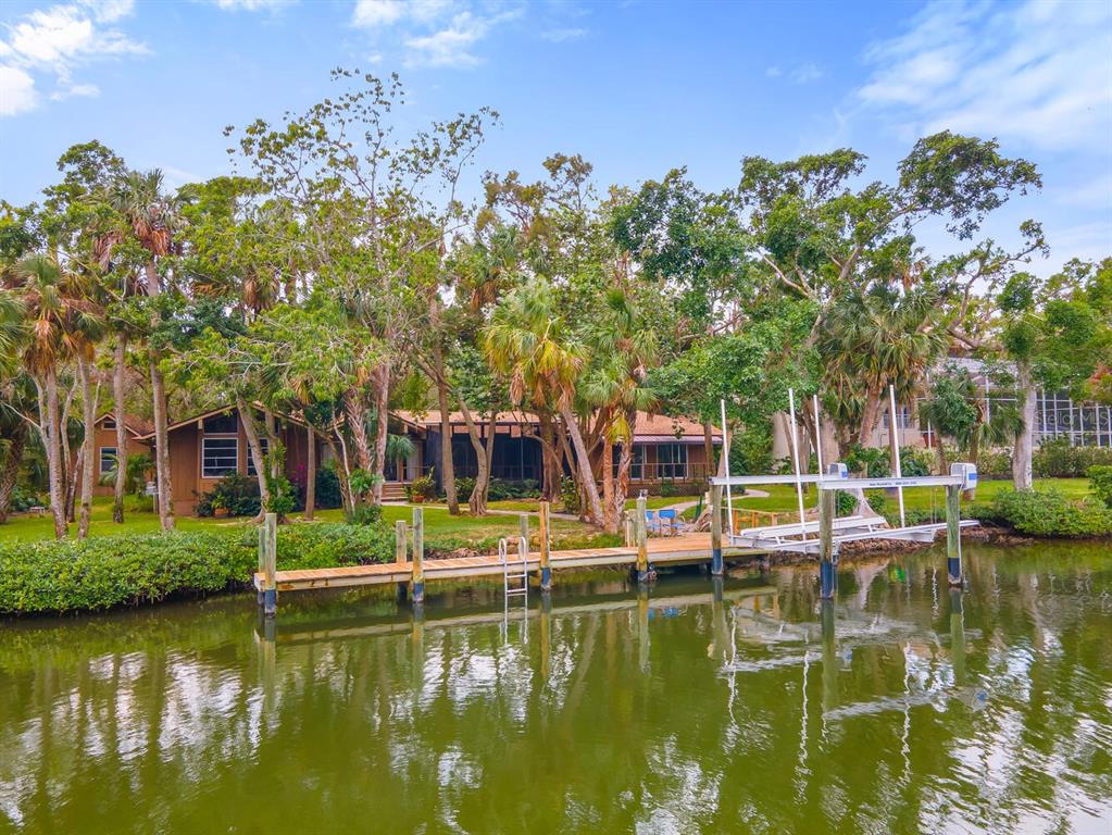 HIDDEN HARBOR - Residential