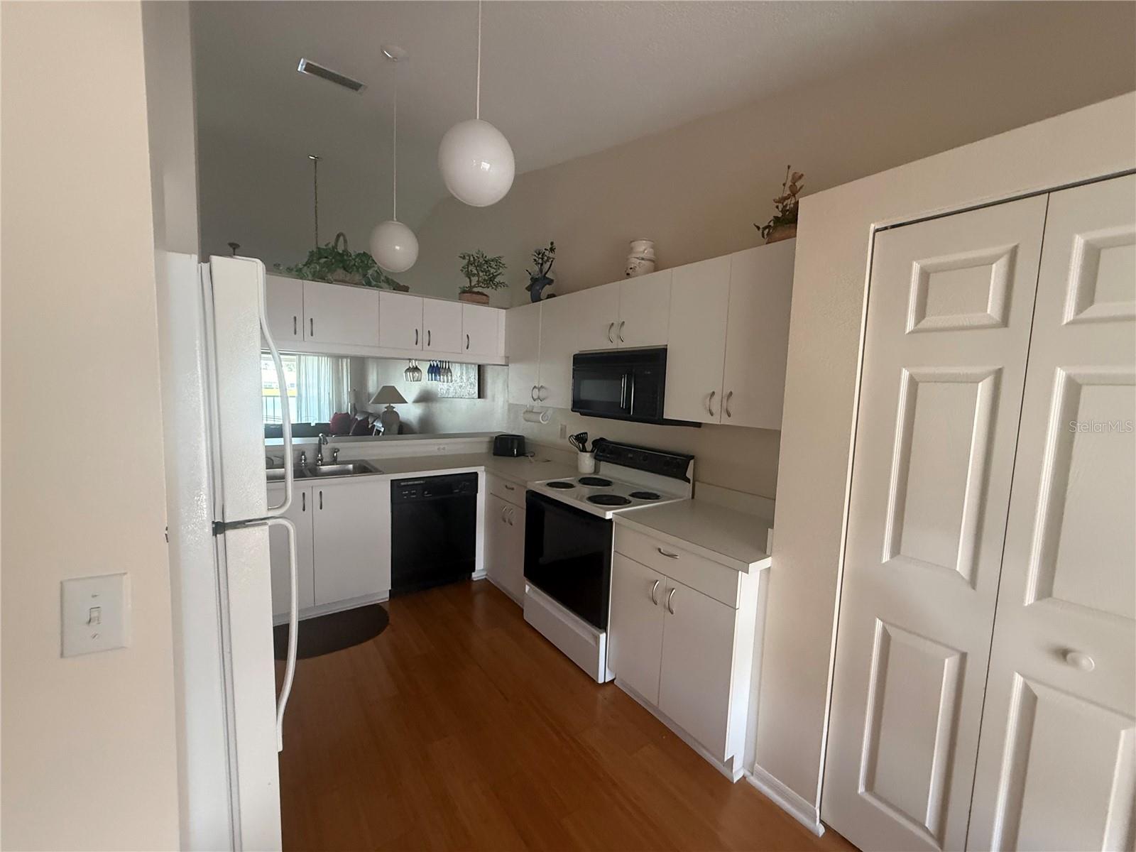 FAIRWAY TRACE - Residential
