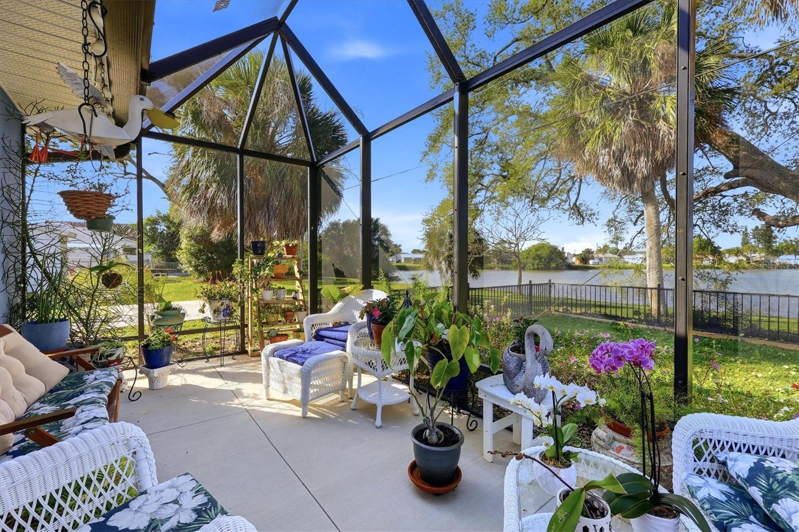SOUTH VENICE - Residential
