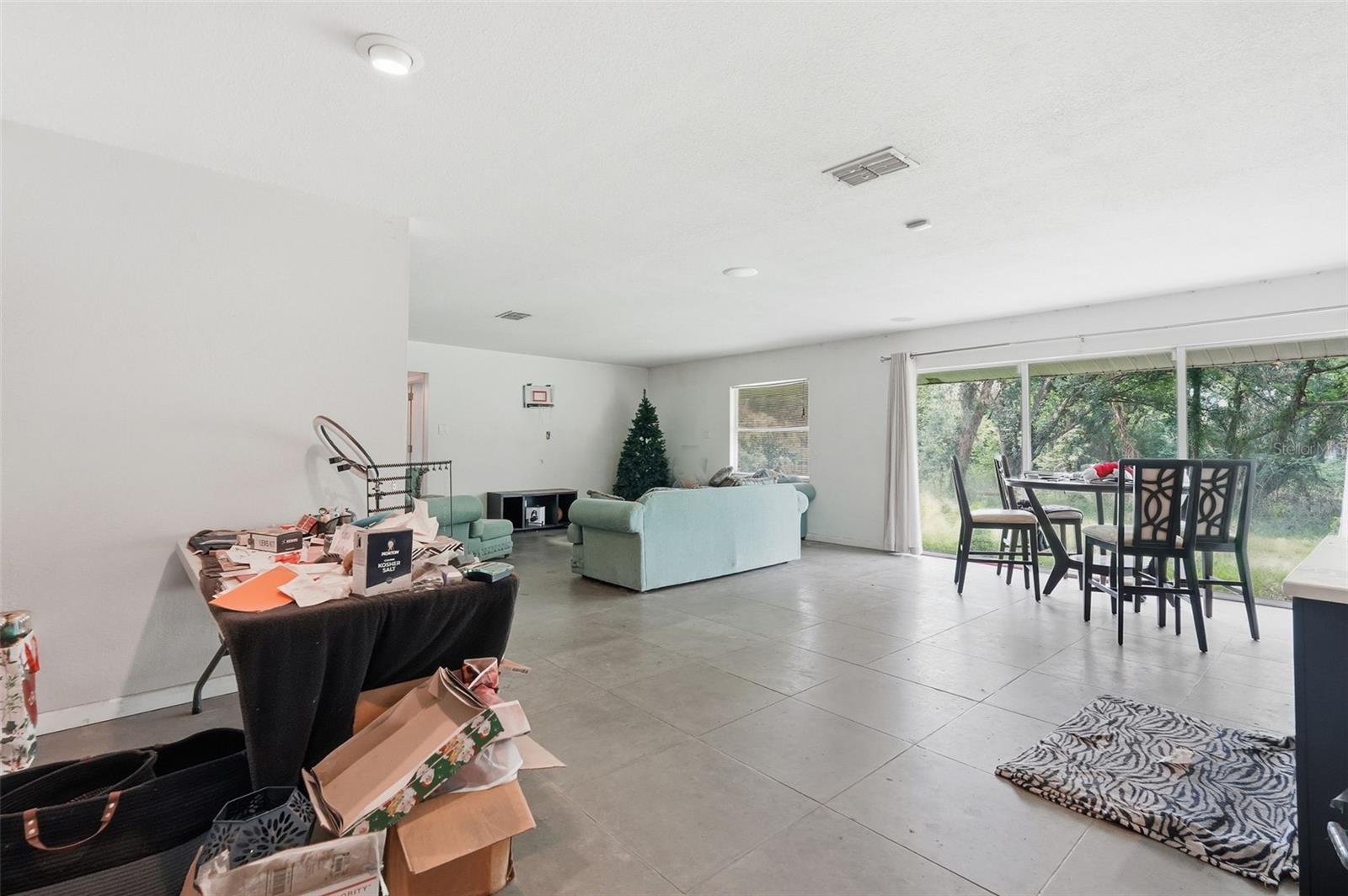 UNPLATTED - Residential