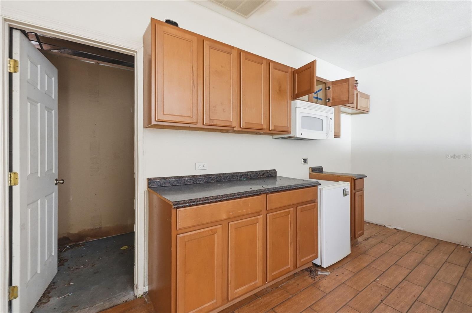 UNPLATTED - Residential
