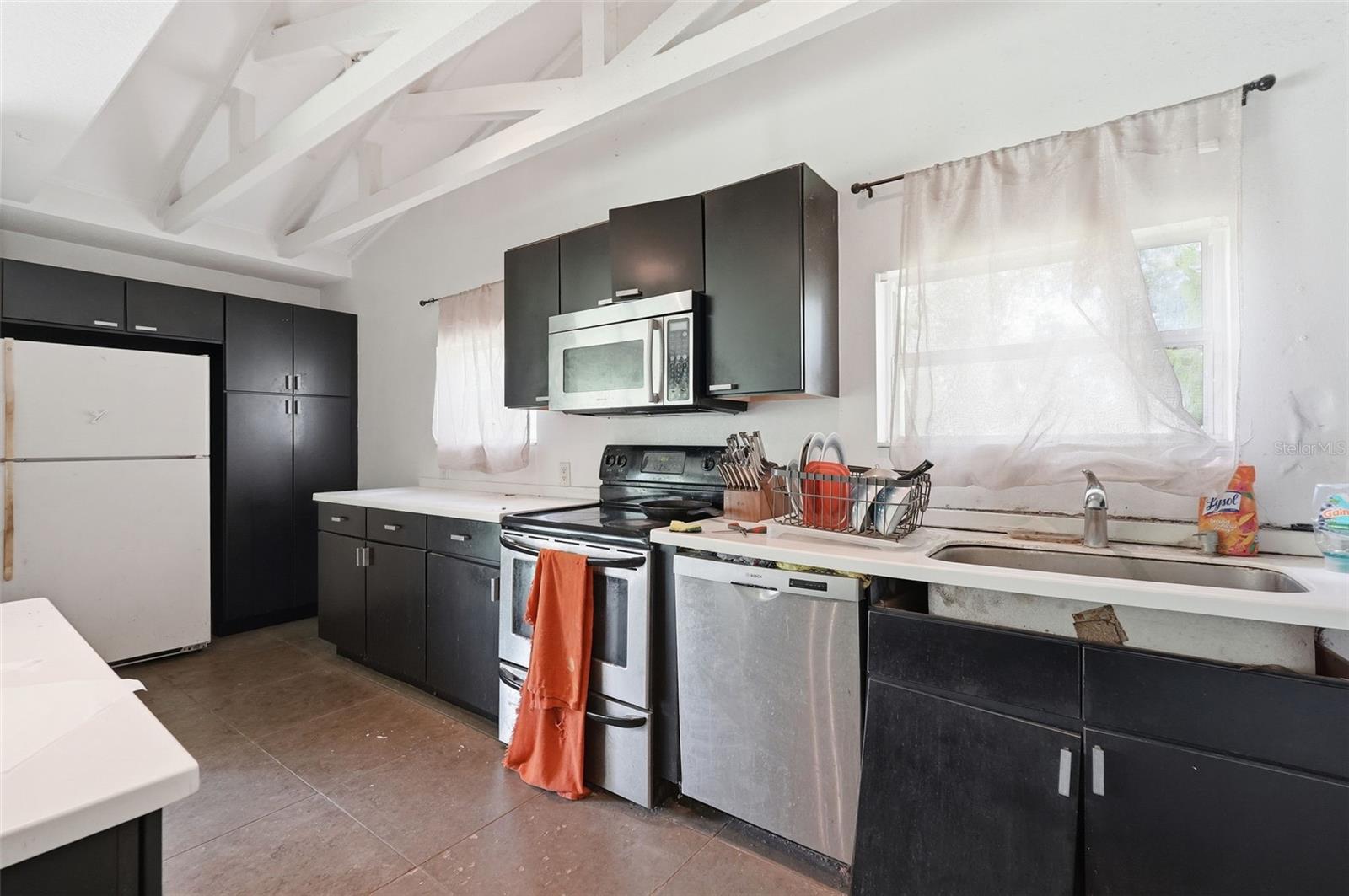 UNPLATTED - Residential