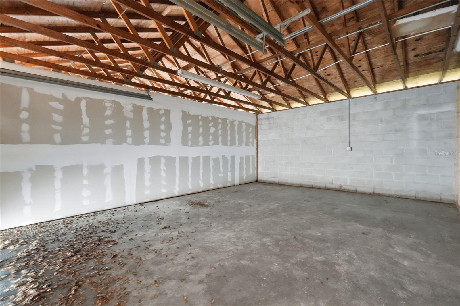 UNPLATTED - Residential