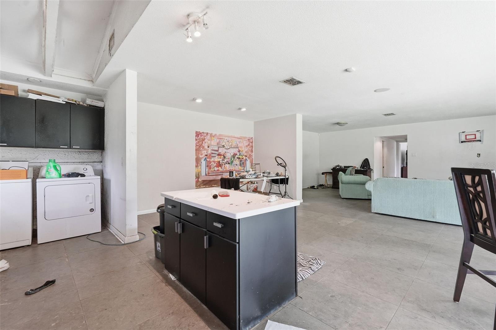 UNPLATTED - Residential