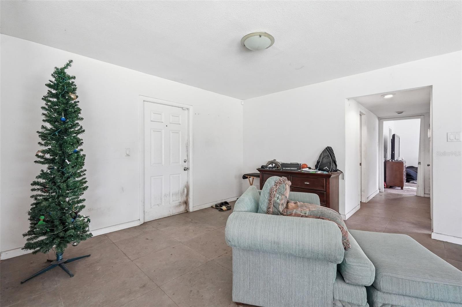 UNPLATTED - Residential
