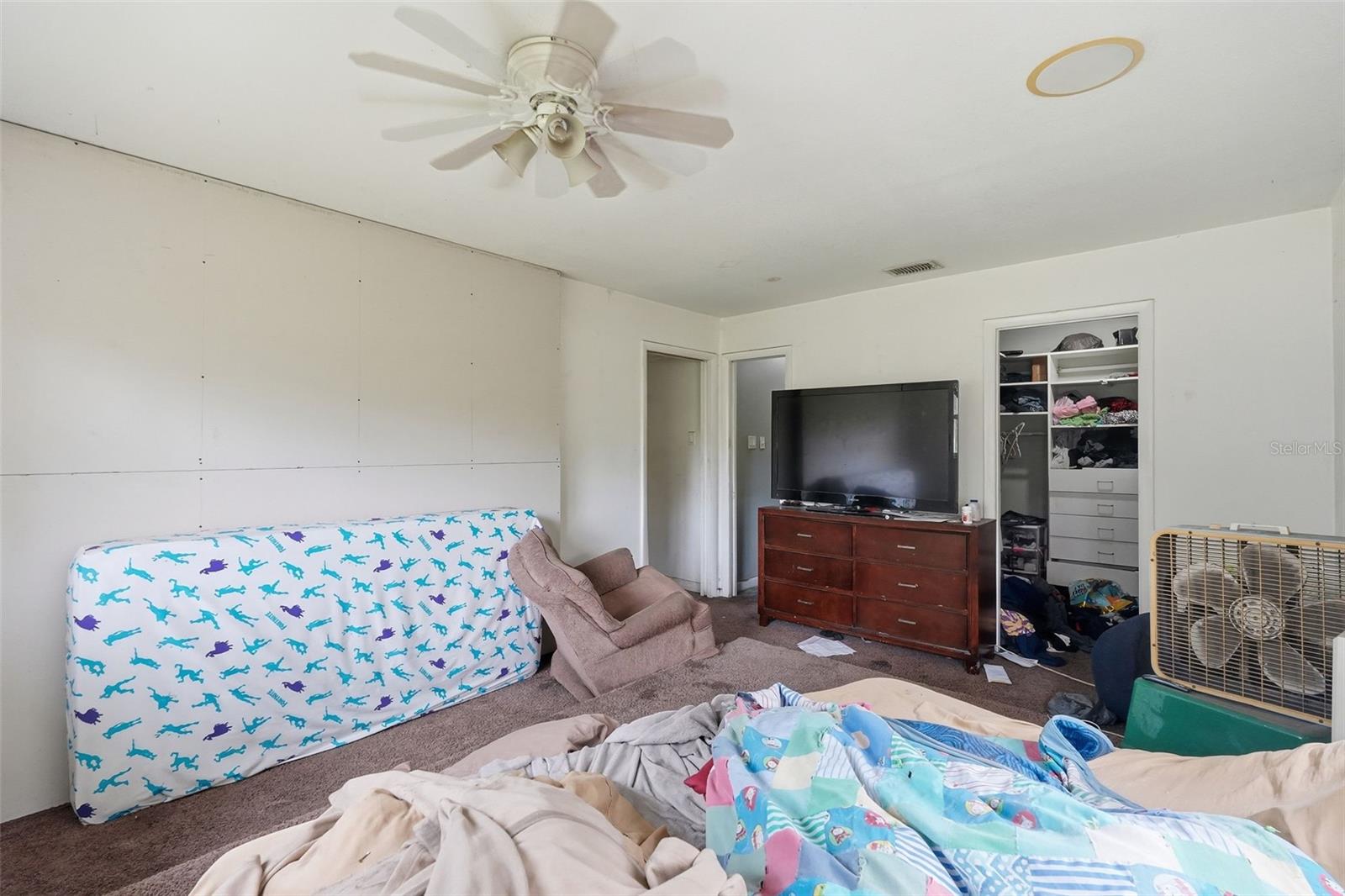 UNPLATTED - Residential