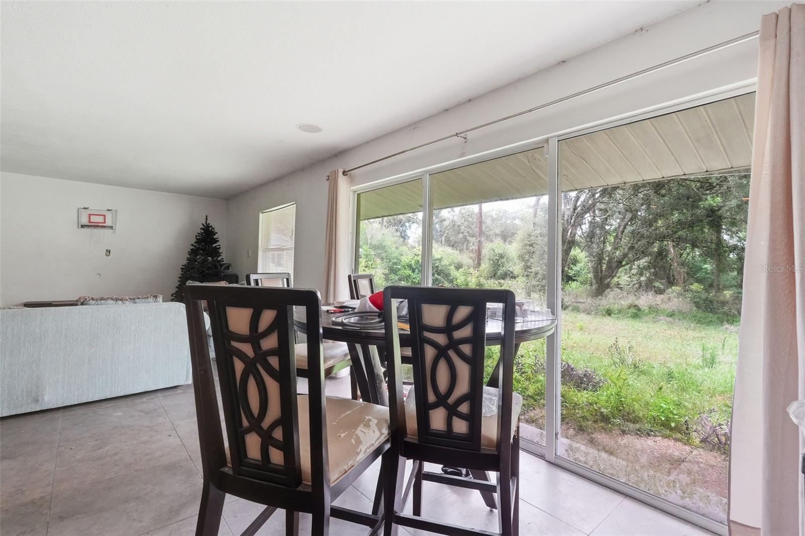 UNPLATTED - Residential