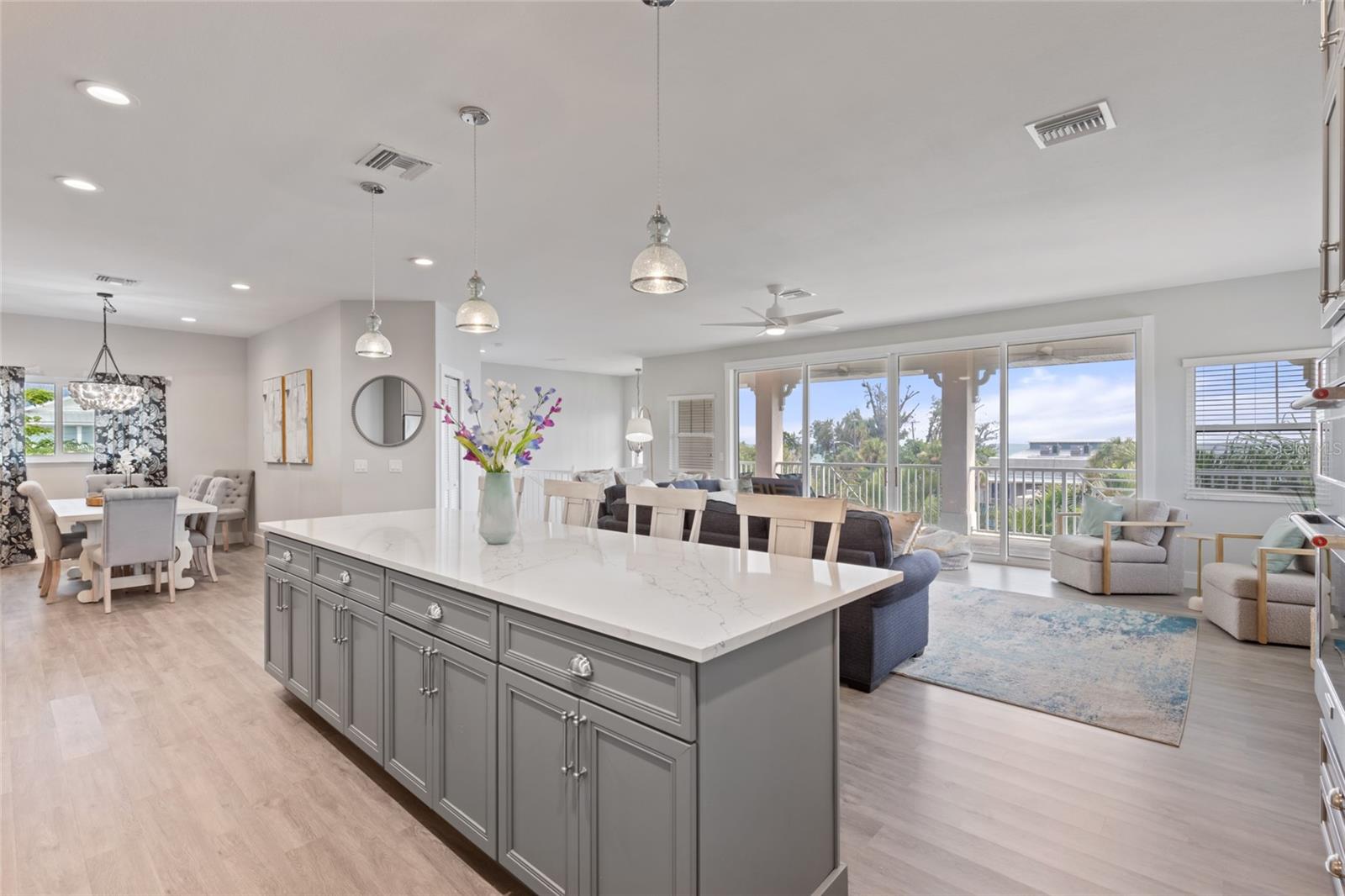 ANNA MARIA BEACH - Residential