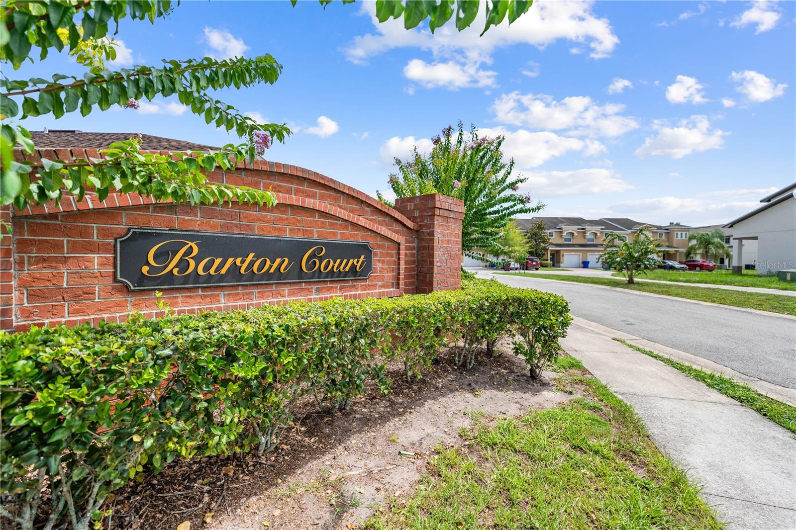 BARTON COURT - Residential