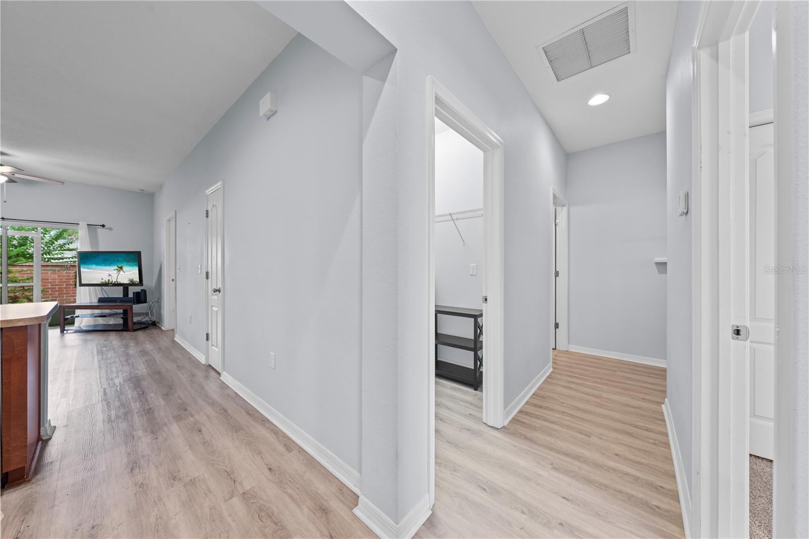 BARTON COURT - Residential