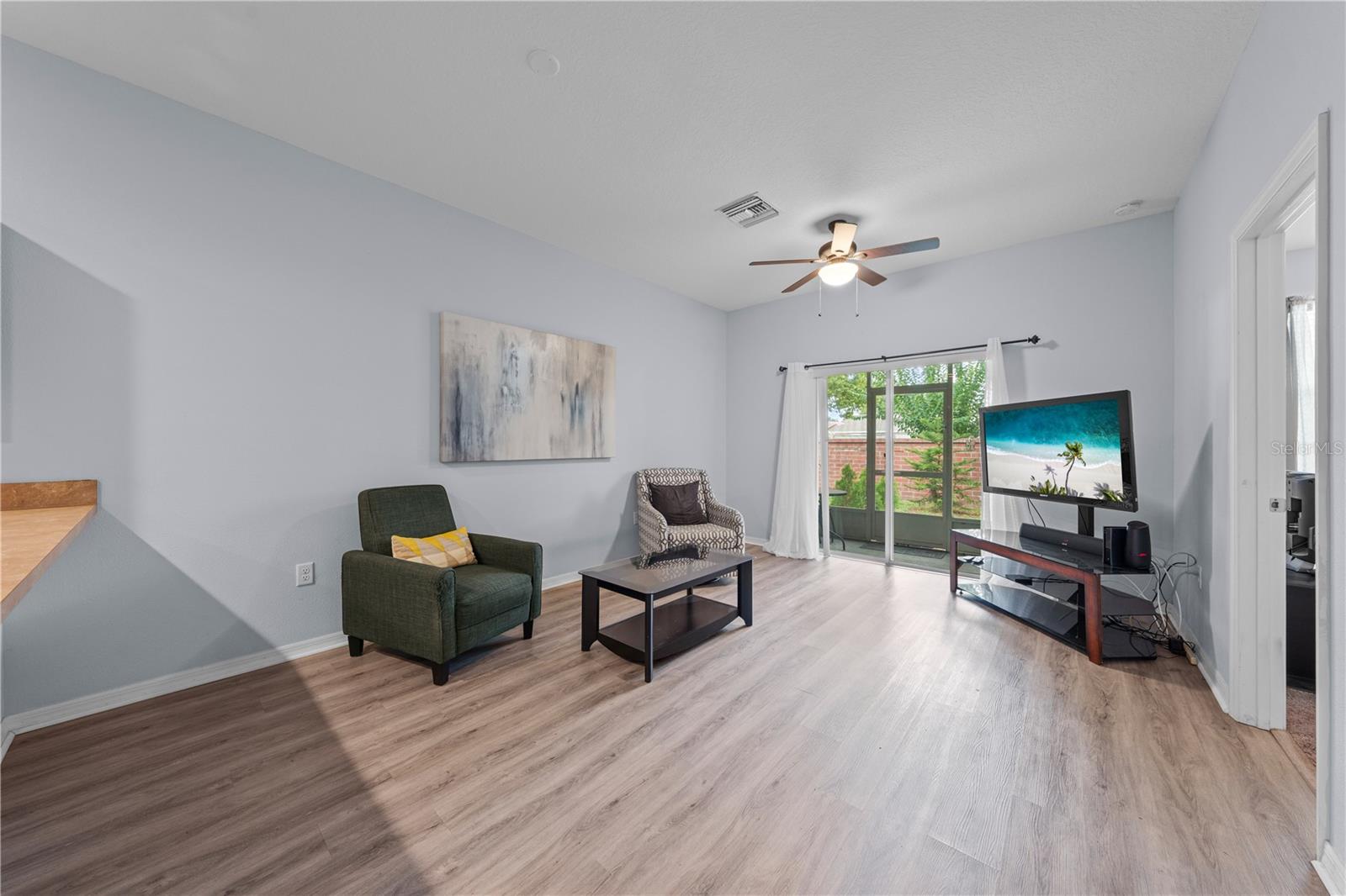 BARTON COURT - Residential