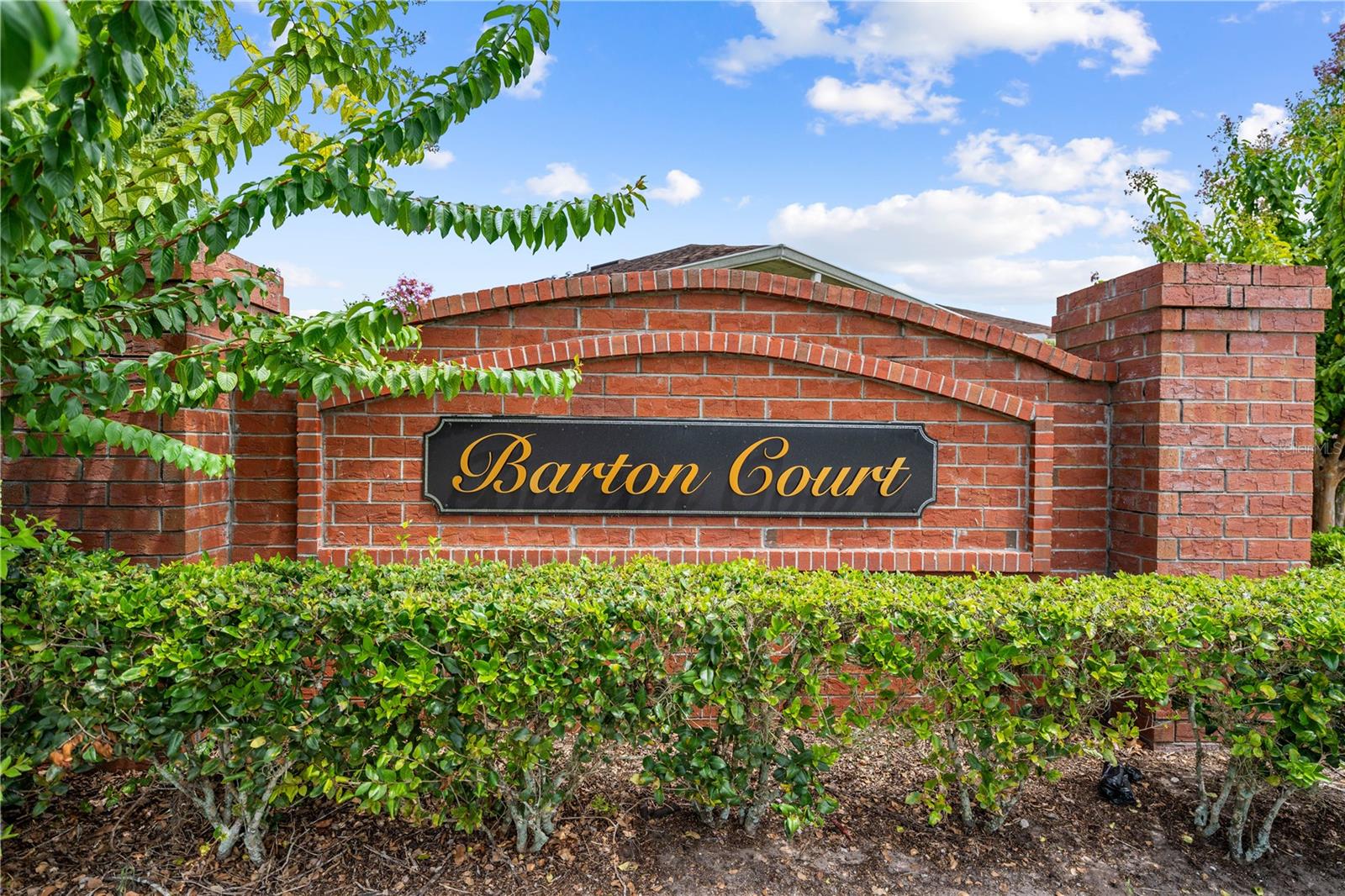 BARTON COURT - Residential