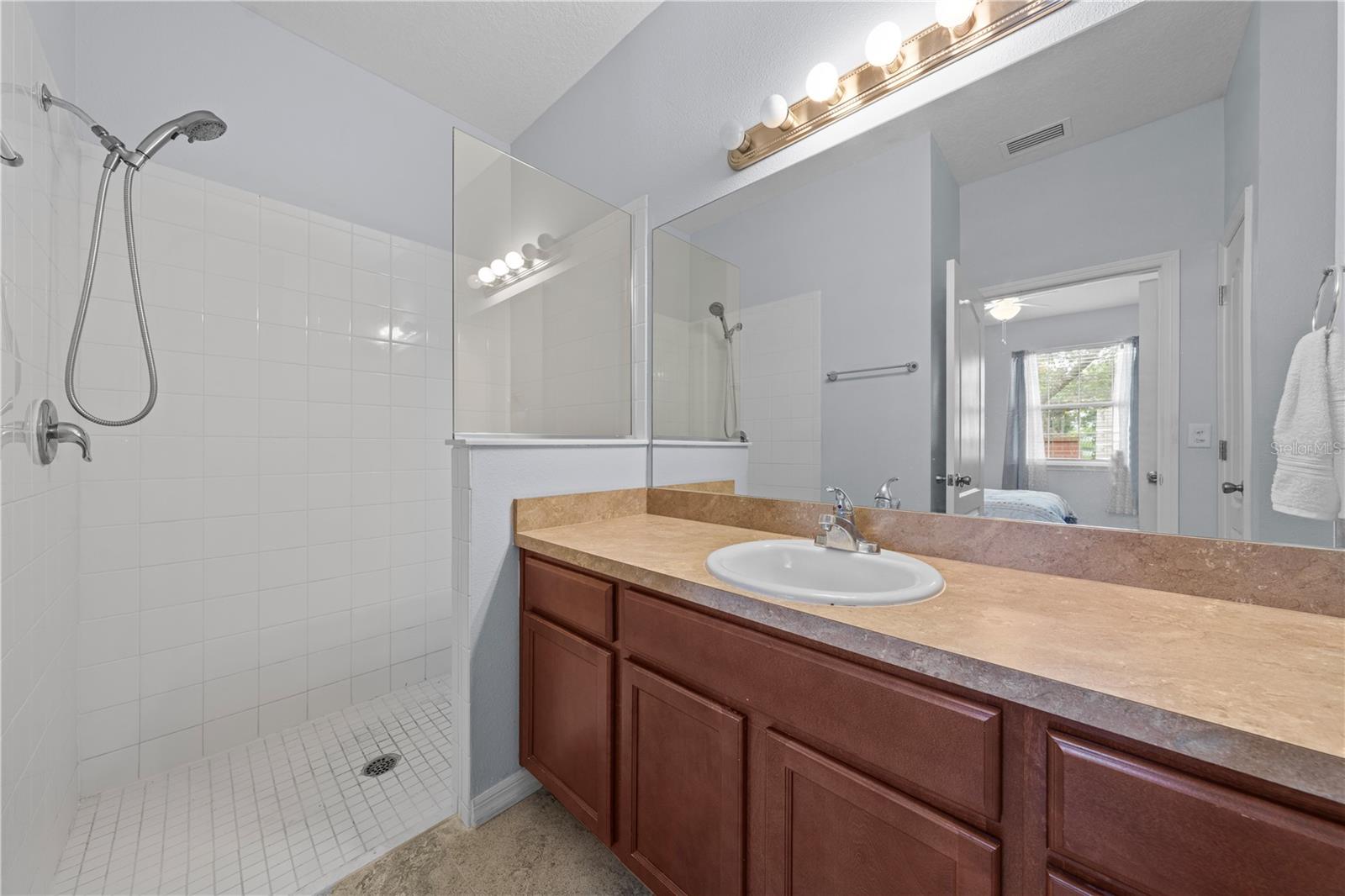 BARTON COURT - Residential