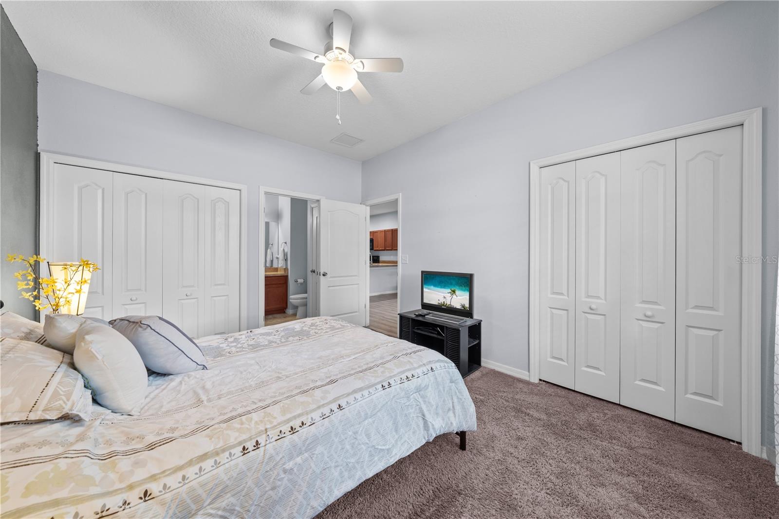 BARTON COURT - Residential