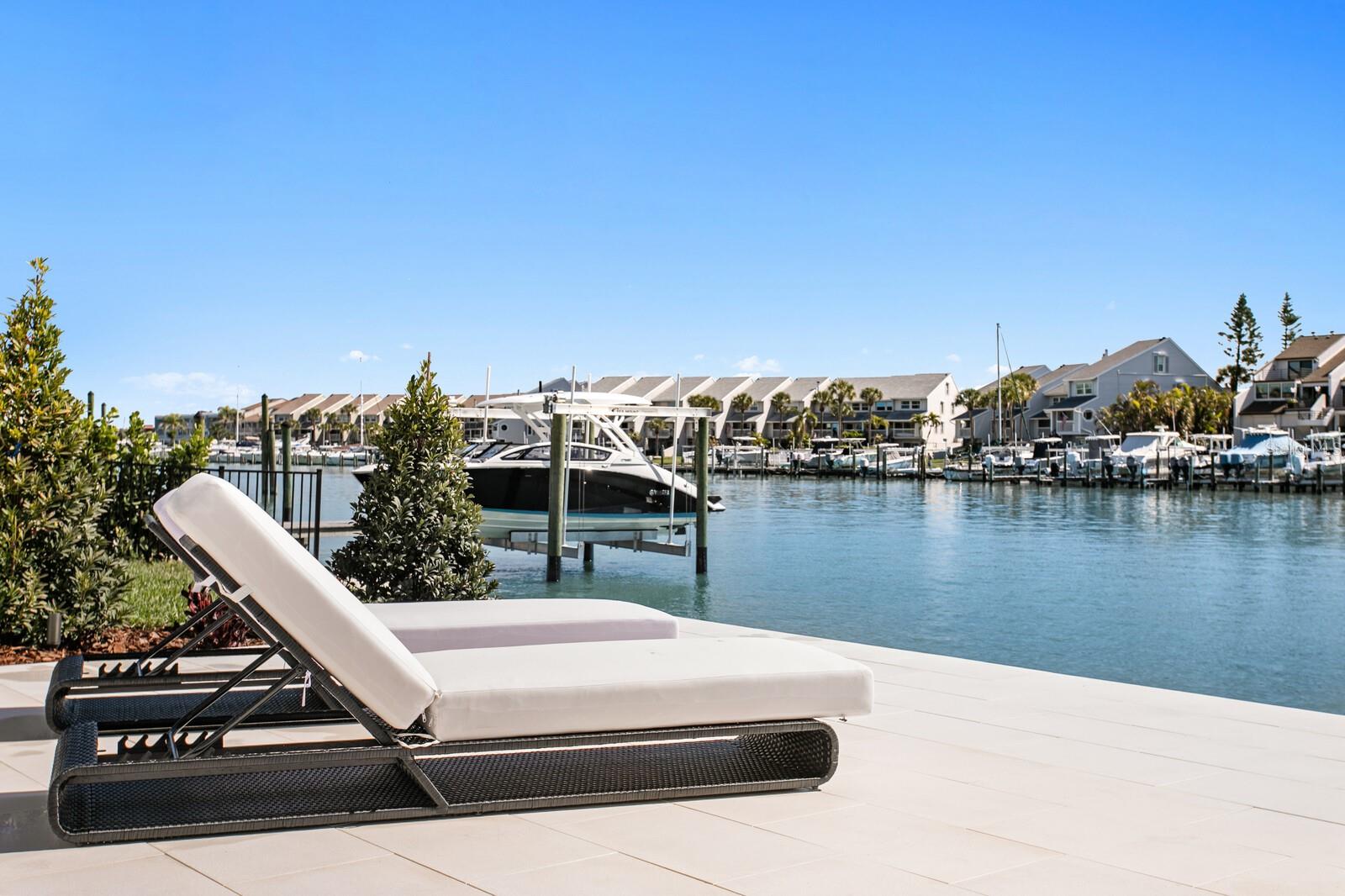 TIERRA VERDE UNIT 1 4TH REP - Residential