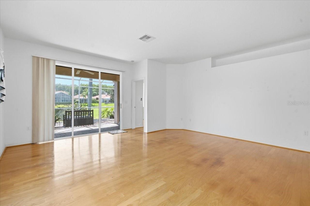 CRESCENT OAKS COUNTRY CLUB COVENTRY PH 5 - Residential