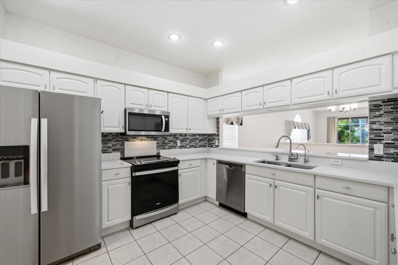 CRESCENT OAKS COUNTRY CLUB COVENTRY PH 5 - Residential