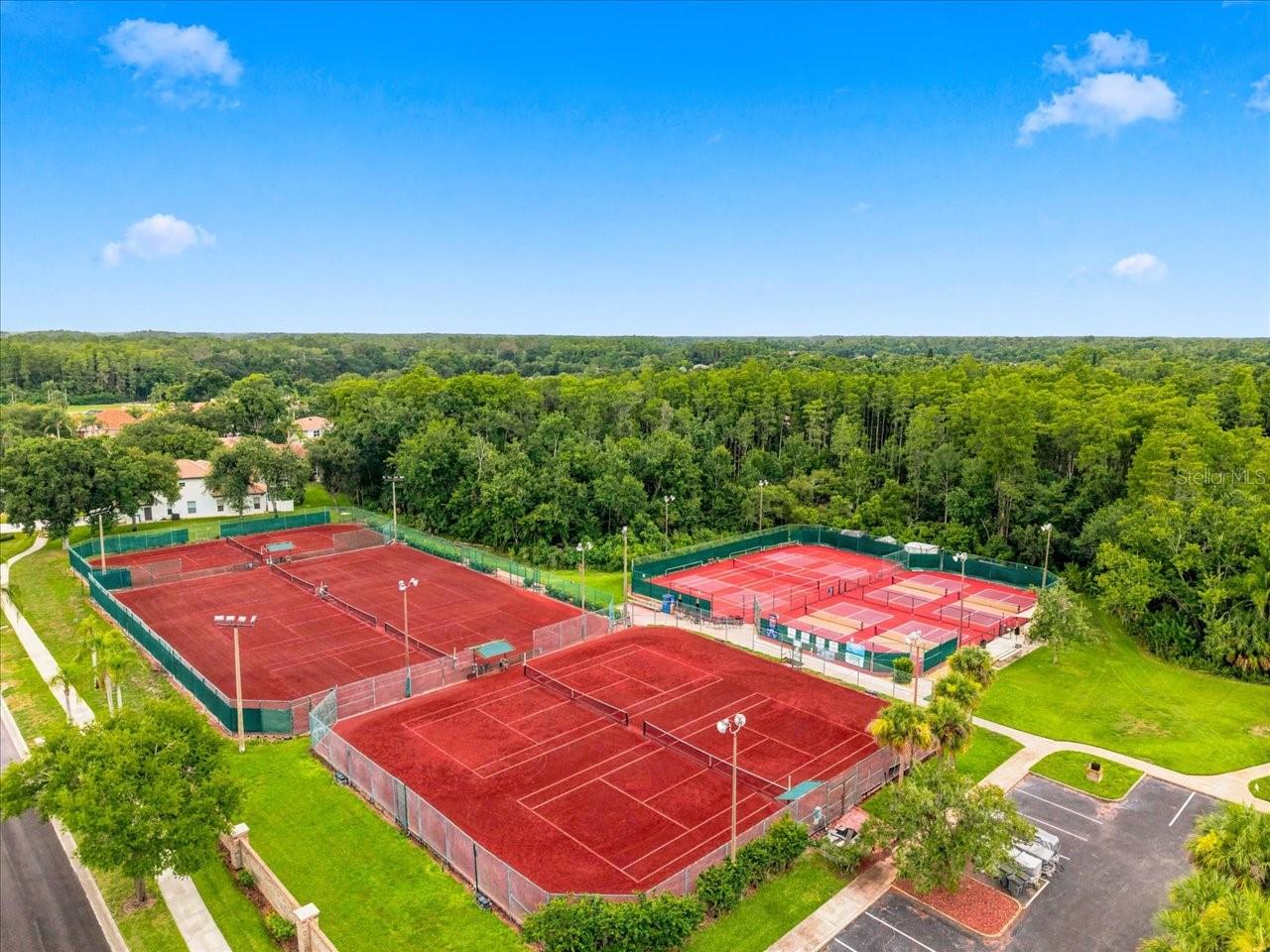 CRESCENT OAKS COUNTRY CLUB COVENTRY PH 5 - Residential