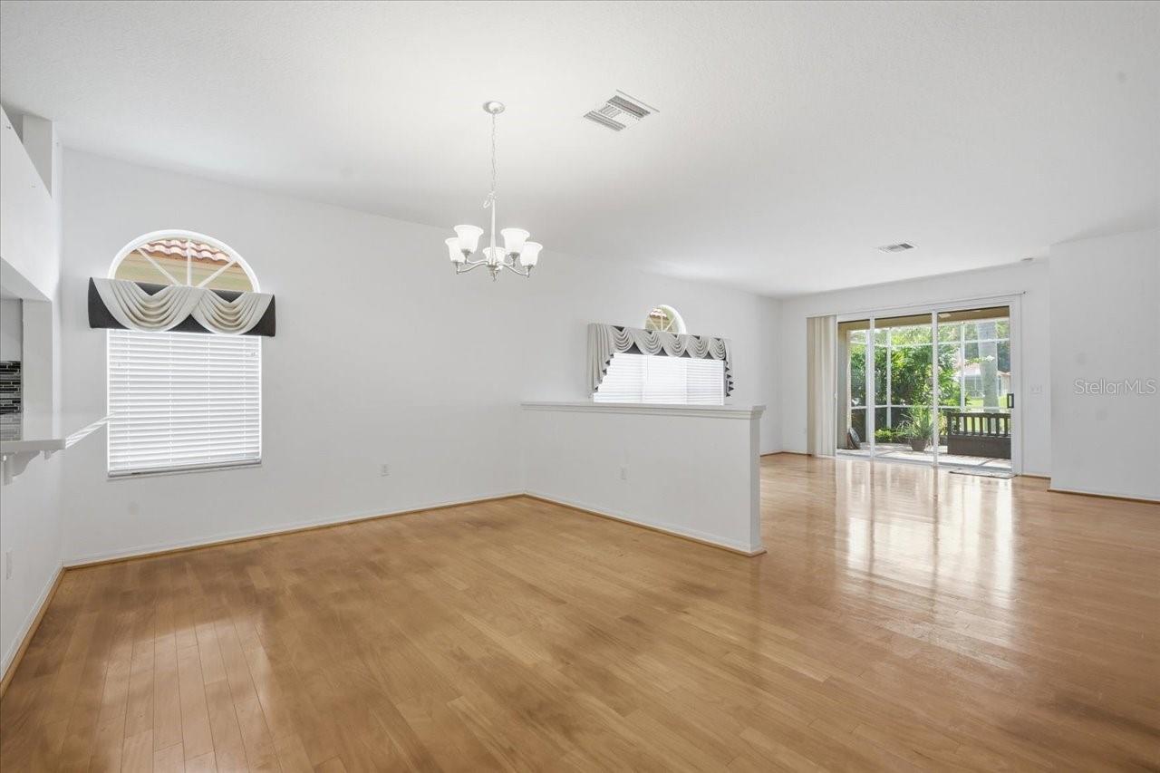 CRESCENT OAKS COUNTRY CLUB COVENTRY PH 5 - Residential