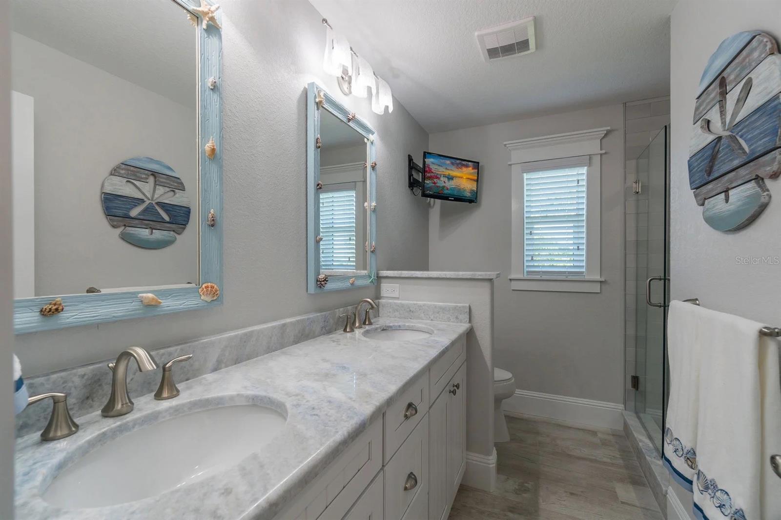 HOLMES BEACH DEV 1ST UNIT - Residential