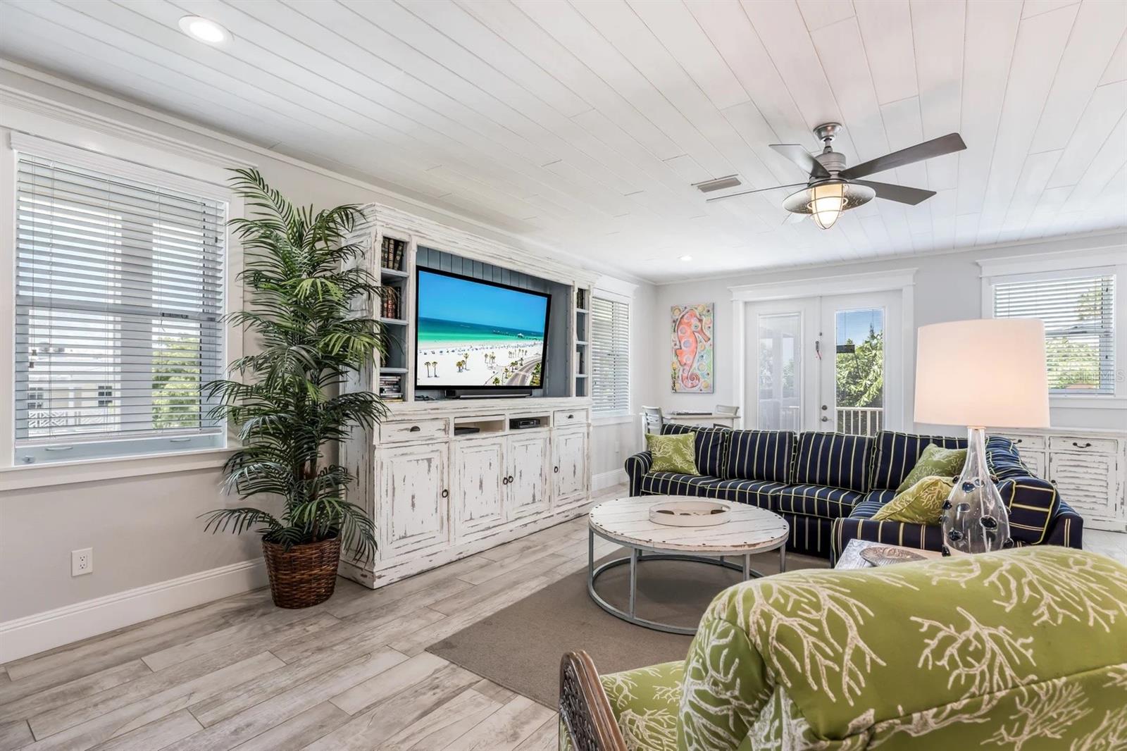 HOLMES BEACH DEV 1ST UNIT - Residential