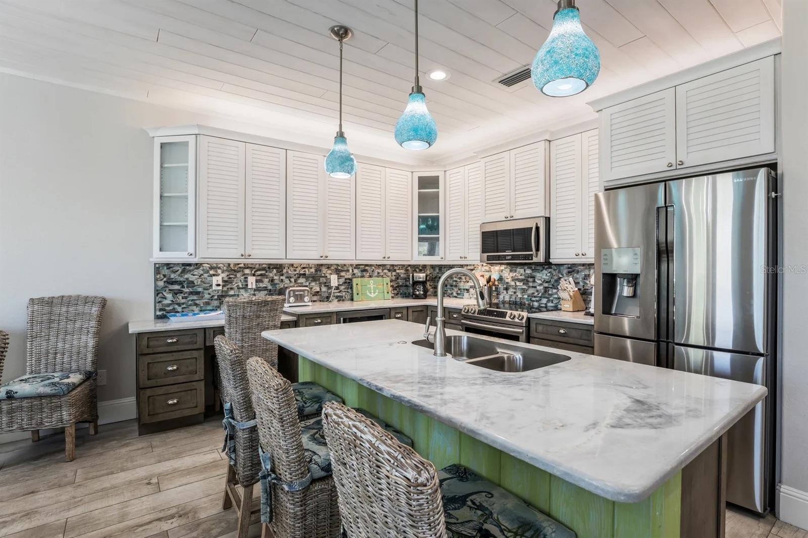 HOLMES BEACH DEV 1ST UNIT - Residential
