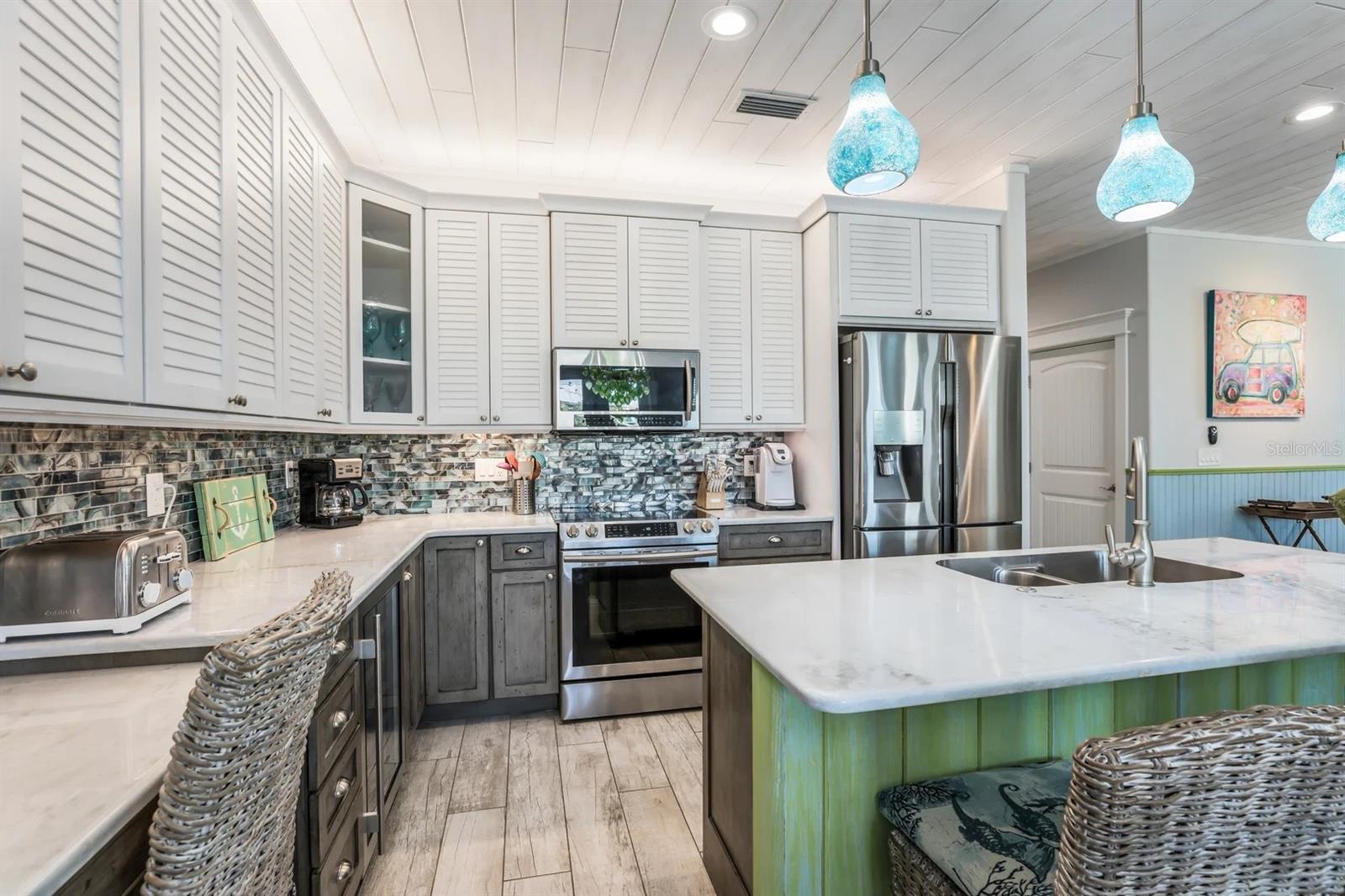 HOLMES BEACH DEV 1ST UNIT - Residential