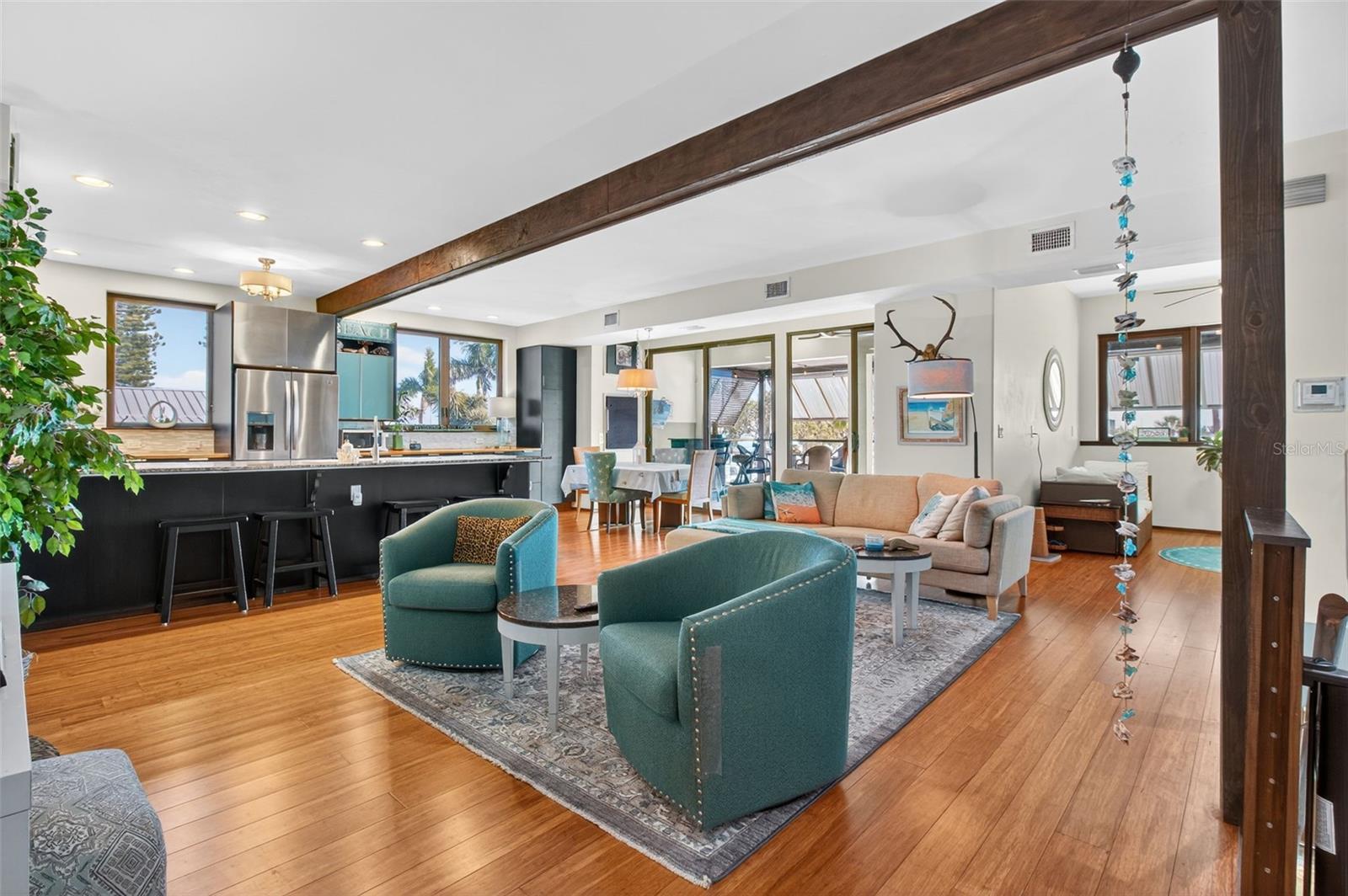 BOCA CEIGA PARK - Commercial Sale