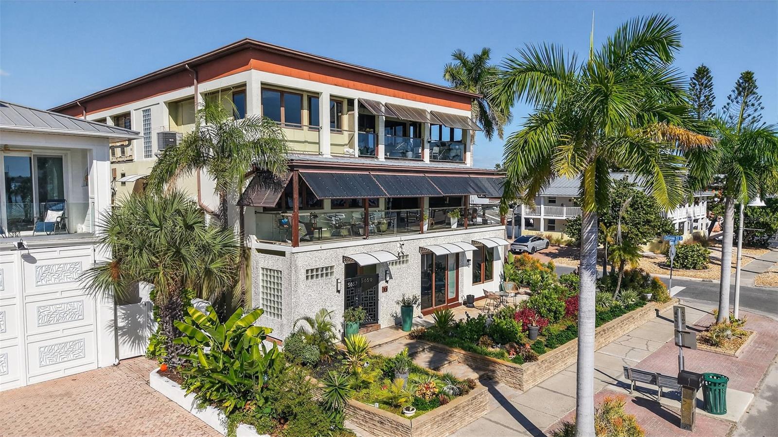 BOCA CEIGA PARK - Commercial Sale
