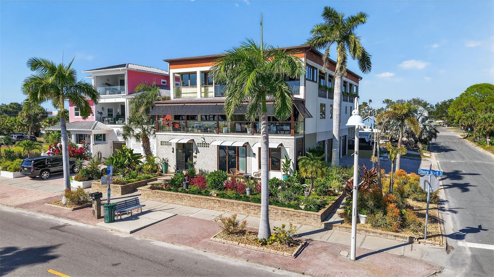 BOCA CEIGA PARK - Commercial Sale