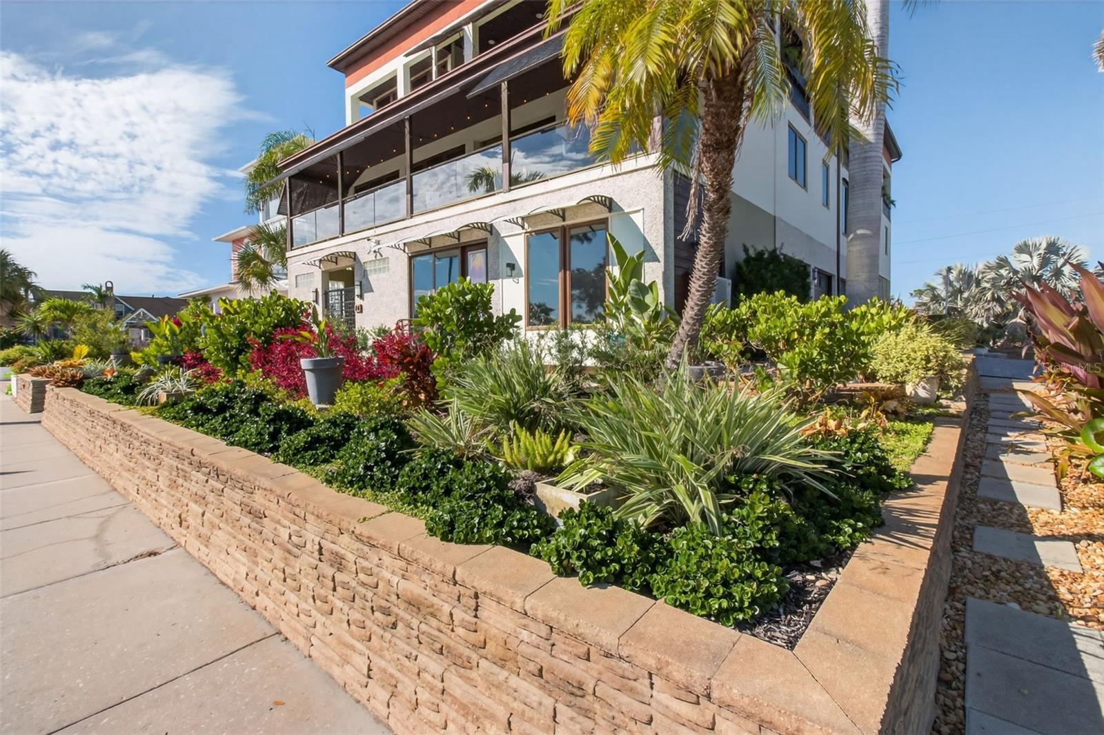 BOCA CEIGA PARK - Commercial Sale