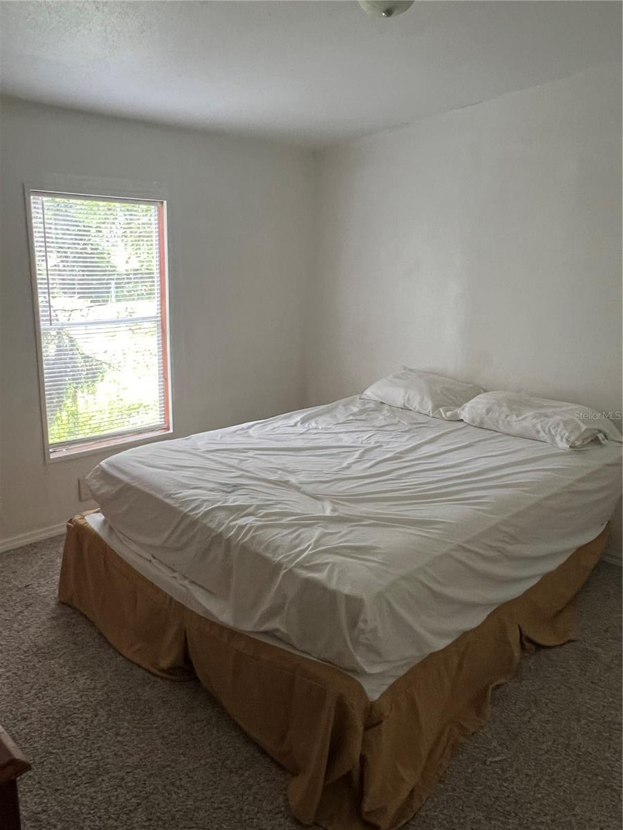 SILVER SPRINGS MANOR - Residential