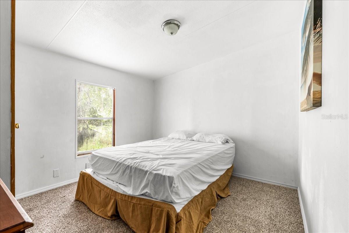 SILVER SPRINGS MANOR - Residential