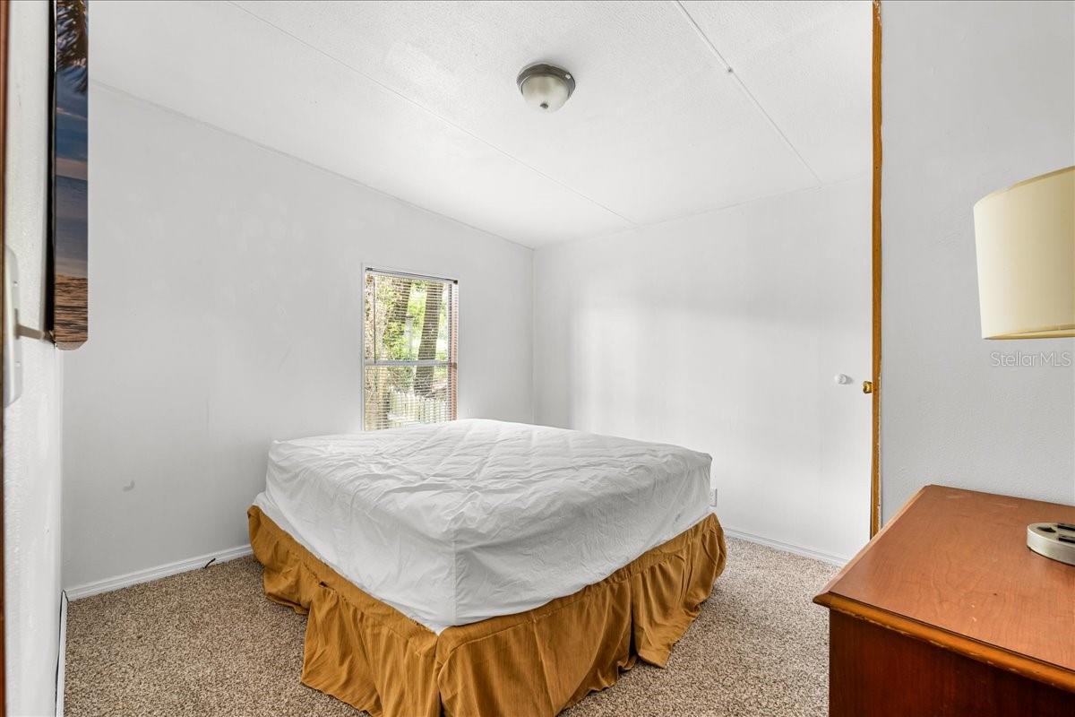 SILVER SPRINGS MANOR - Residential